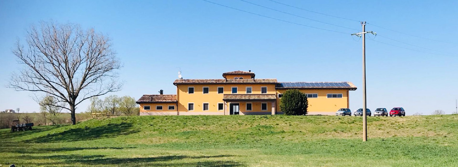 Farmhouse and Winery in Italy | Bonarda Wine Italy Frizzante |  Wineries in Emilia Romagna Italy